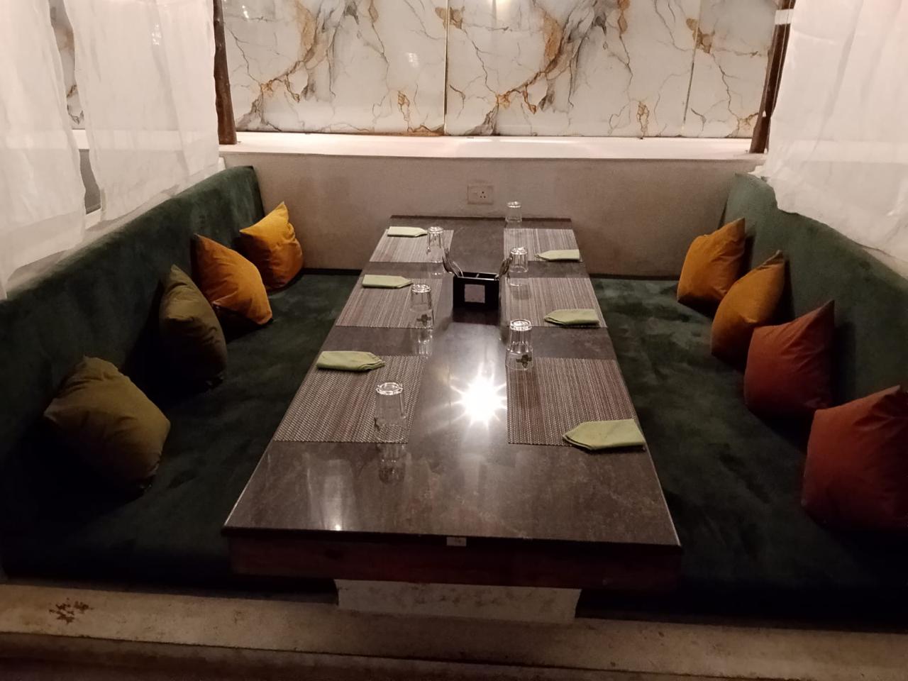Private dining nook setup